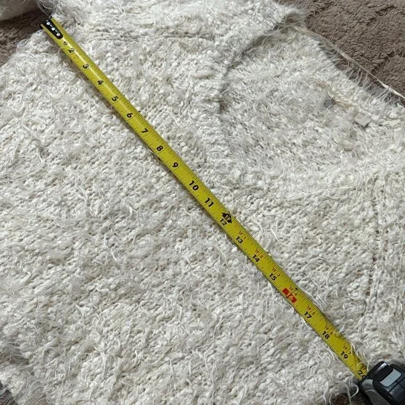 EXCELLENT Anthropologie Knitted & Knotted Ivory Fuzzy Snowfrost Sweater XS - Picture 8 of 12